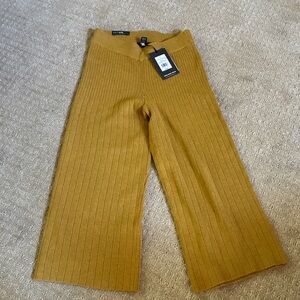 Who What Wear Mustard Ribbed Sweater